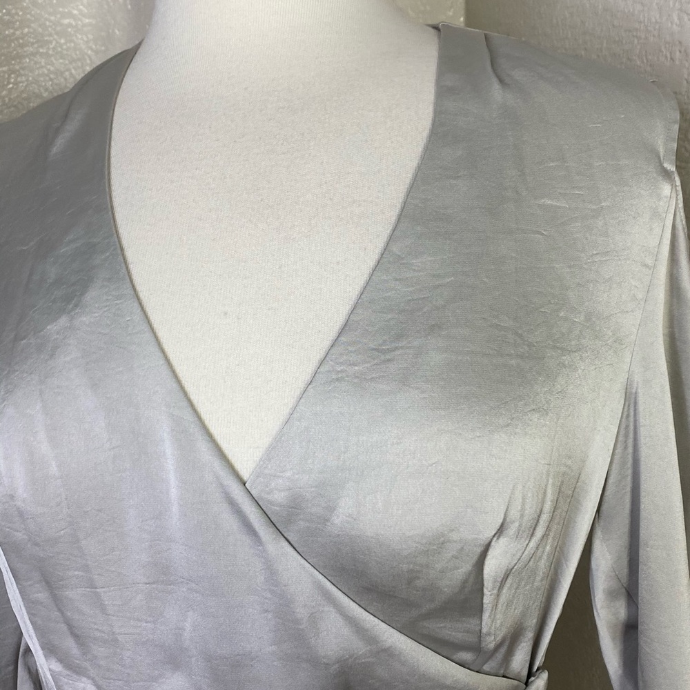 🆕All Saints Danio gray satin long sleeves top - Picture 4 of 12